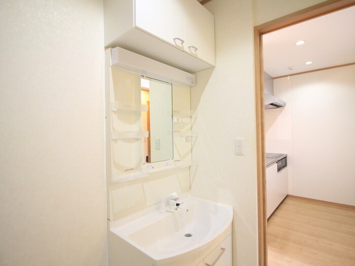 物件内観写真11　(洗面)