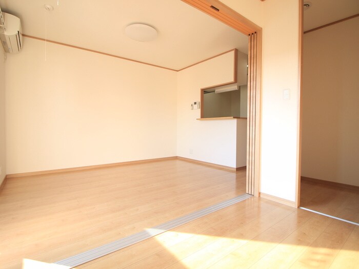 物件内観写真20　(居室)