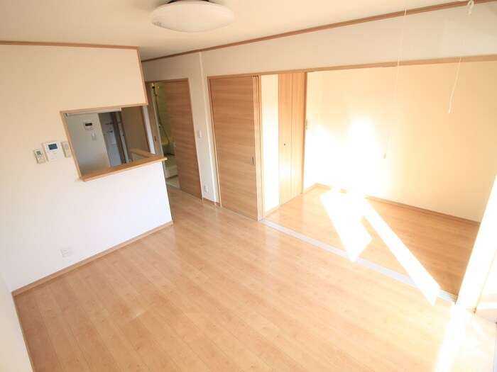 物件内観写真21　(居室)