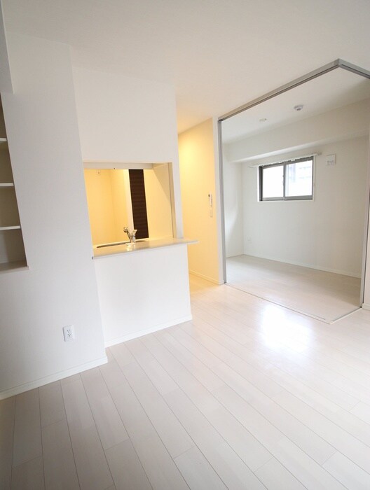 物件内観写真19　(居室)