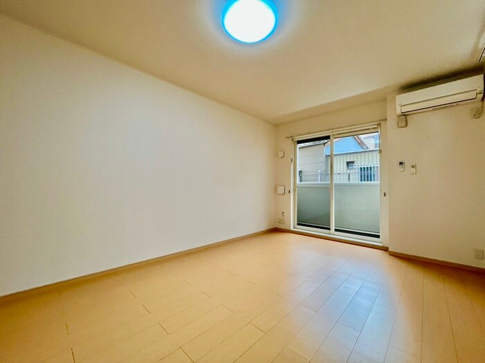 物件内観写真14　(居室)