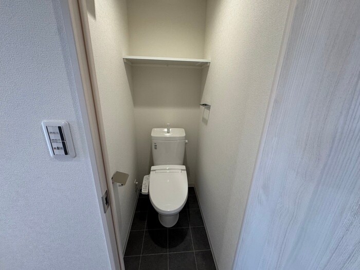 物件内観写真10　(トイレ)