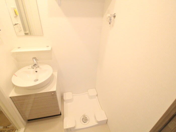 物件内観写真11　(洗濯機置場)