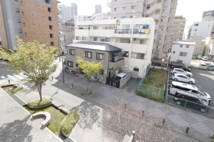 物件内観写真22　(室内からの展望)