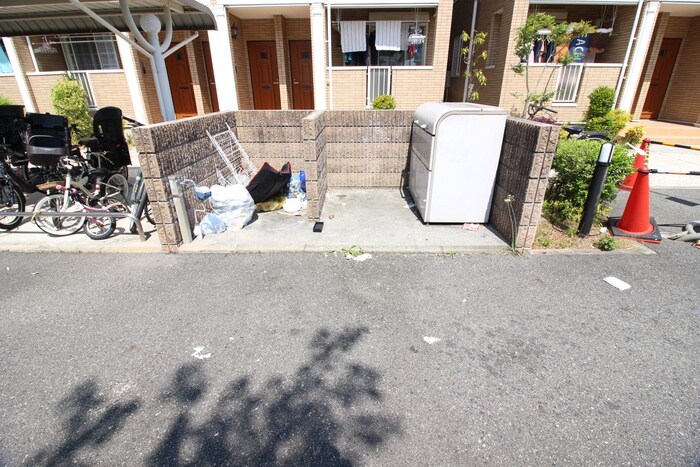 物件外観写真4　(その他)