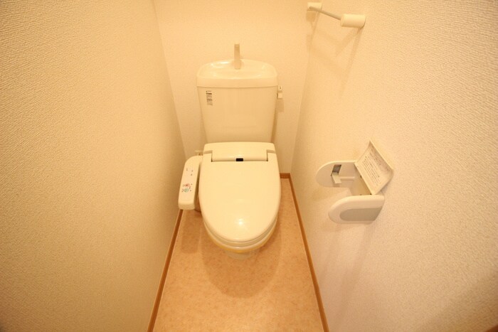 物件内観写真14　(トイレ)