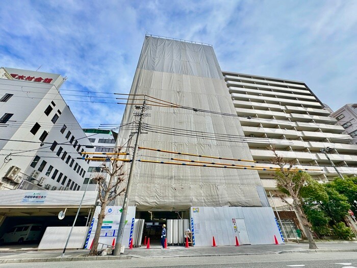 物件外観写真1　(建築中)