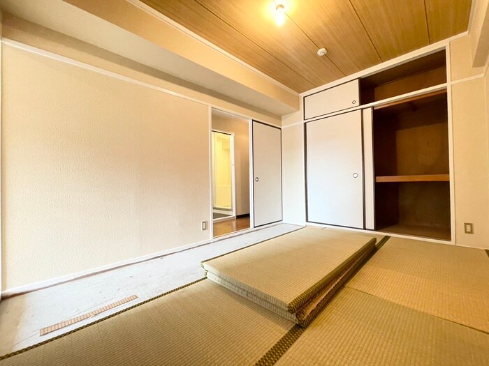 物件内観写真10　(居室)