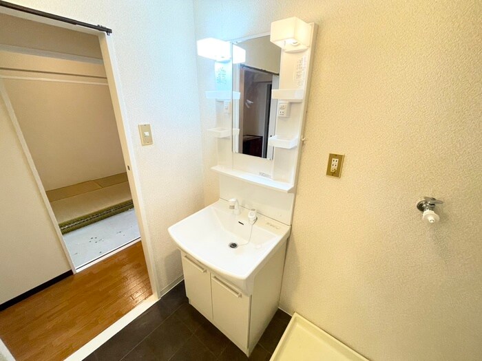 物件内観写真14　(洗面)