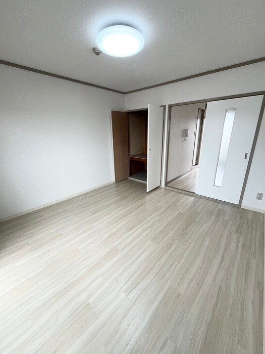 物件内観写真12　(居室)