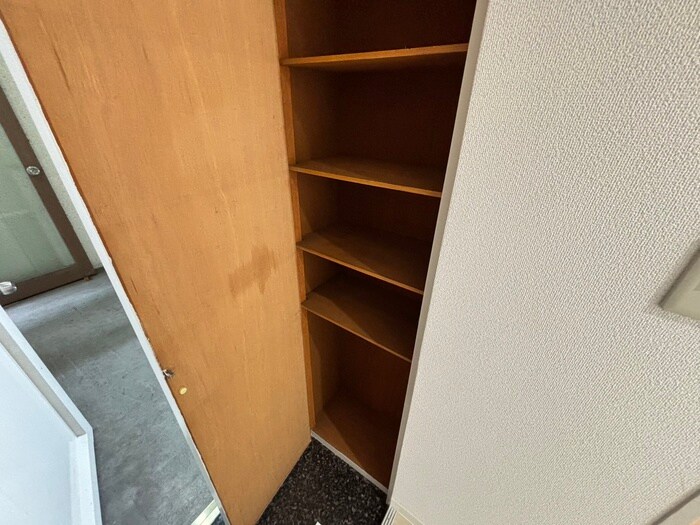 物件内観写真16　(靴箱)