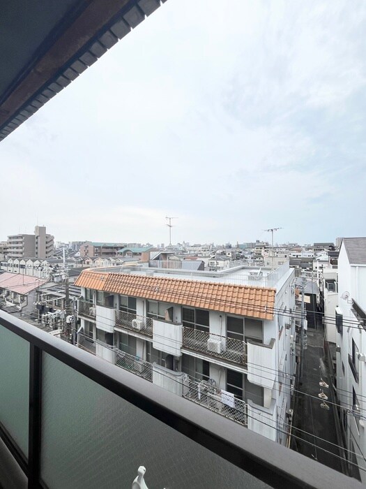 物件内観写真16　(室内からの展望)