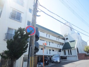 エ－デルハイム大蔵谷（２０４）外観写真