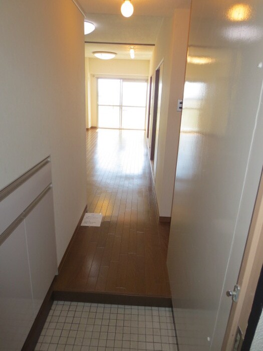 物件内観写真19　(廊下)