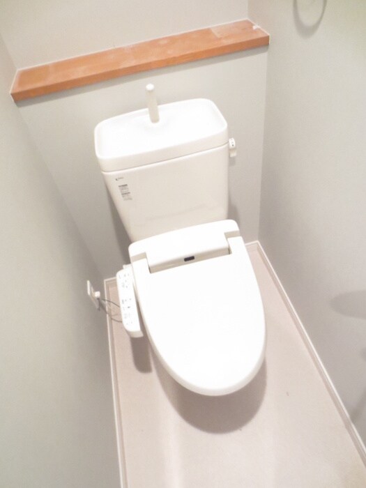 物件内観写真8　(トイレ)