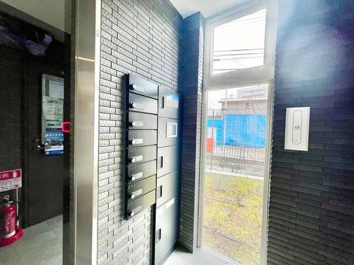 物件外観写真4　(建物設備)