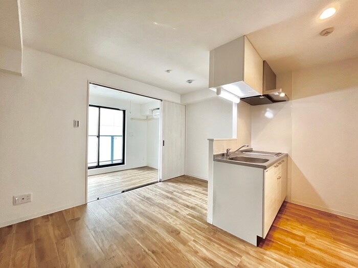 物件内観写真8　(居室)