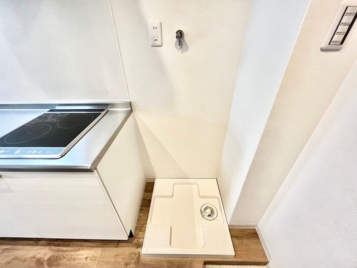 物件内観写真18　(洗濯機置場)