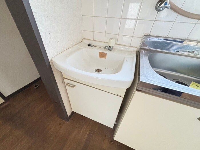 物件内観写真18　(洗面)