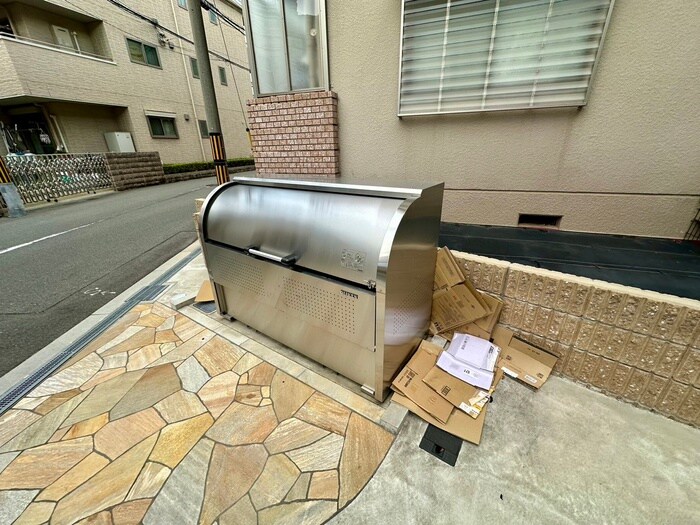 物件外観写真6　(建物設備)