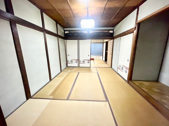 物件内観写真8　(居室)