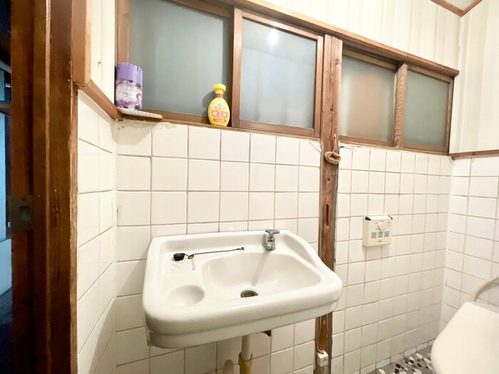 物件内観写真11　(洗面)