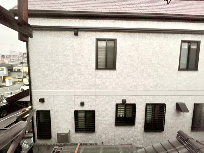 物件内観写真12　(室内からの展望)