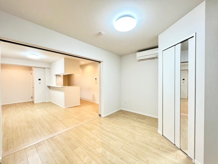 物件内観写真16　(居室)