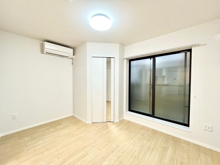 物件内観写真17　(居室)