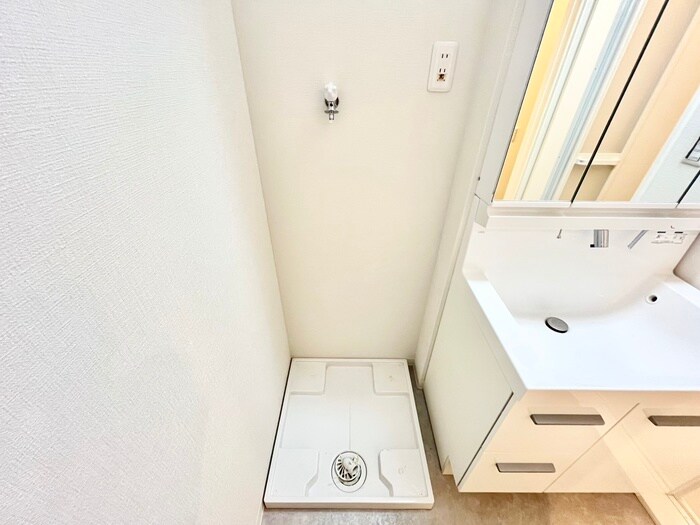 物件内観写真21　(洗濯機置場)