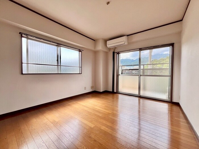 物件内観写真10　(居室)