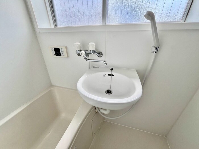 物件内観写真13　(洗面)
