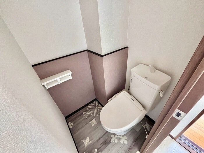 物件内観写真14　(トイレ)