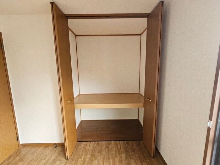 物件内観写真15　(収納)