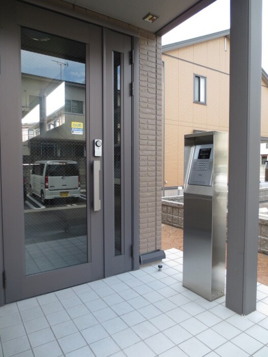 物件外観写真6　(建物設備)