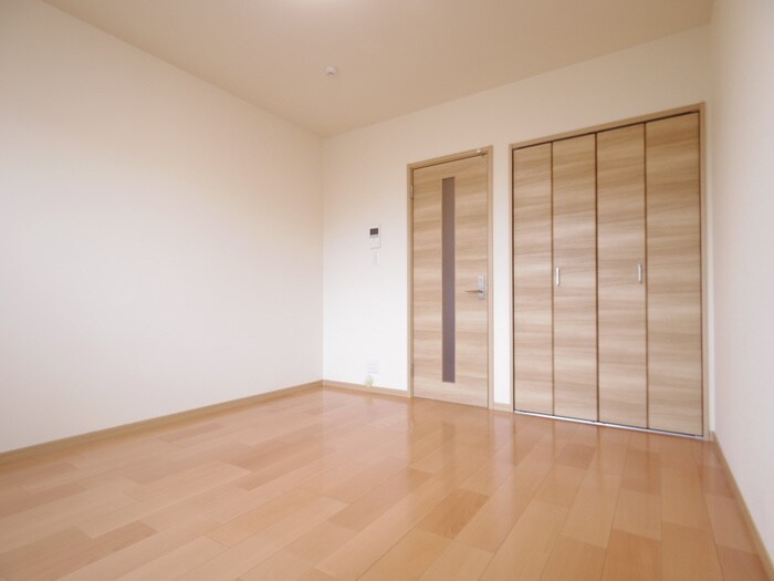 物件内観写真6　(居室)