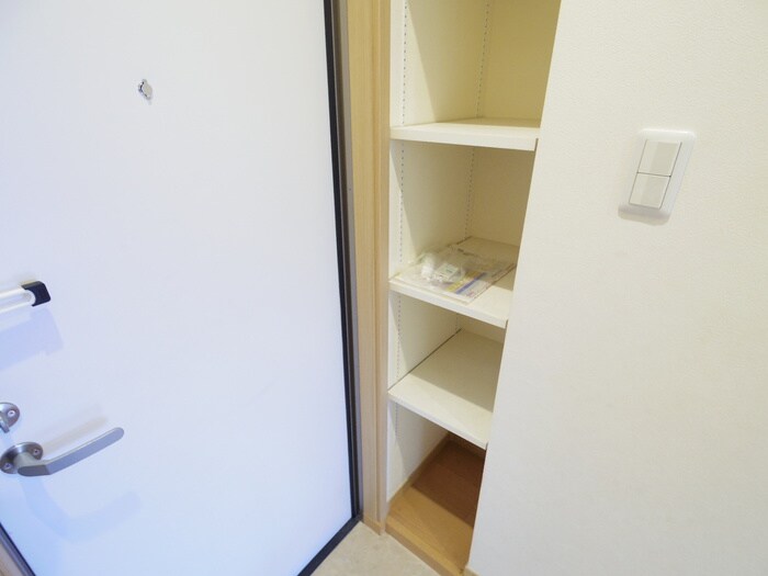 物件内観写真19　(靴箱)