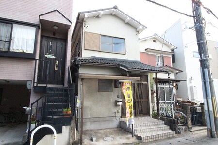 宇治市木幡東中貸家外観写真
