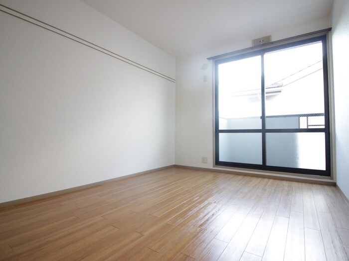 物件内観写真6　(居室)