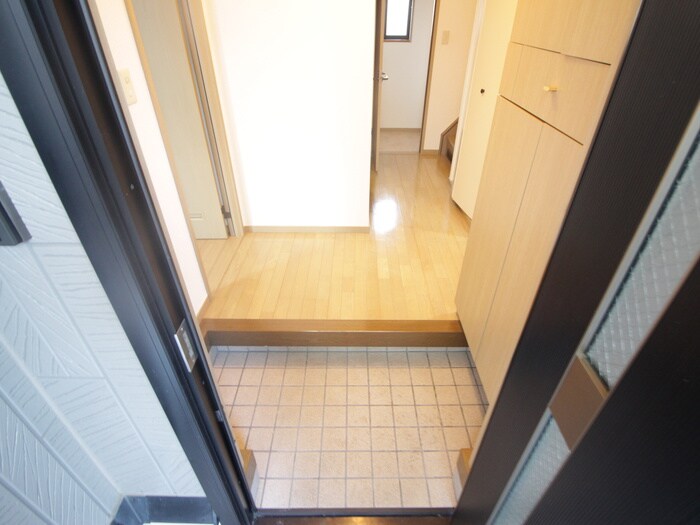 物件内観写真17　(廊下)