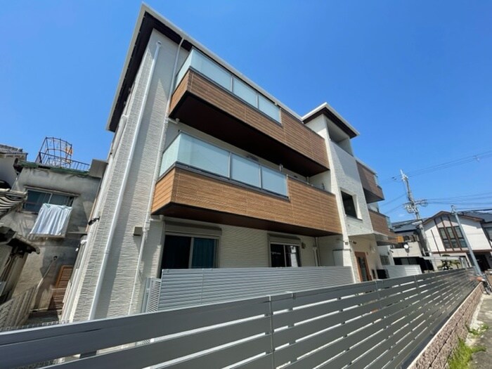 物件外観写真1　(外観写真)