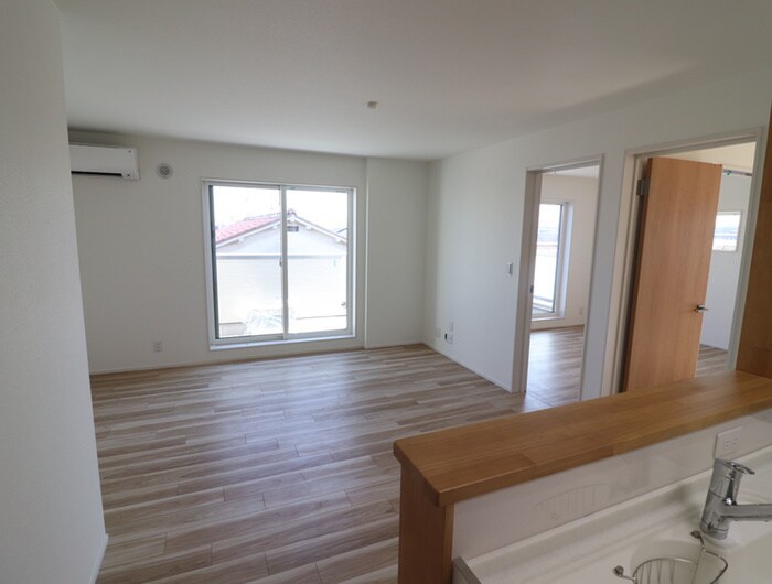 物件内観写真12　(居室)