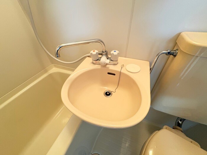 物件内観写真10　(洗面)