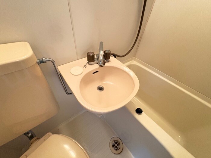 物件内観写真10　(洗面)