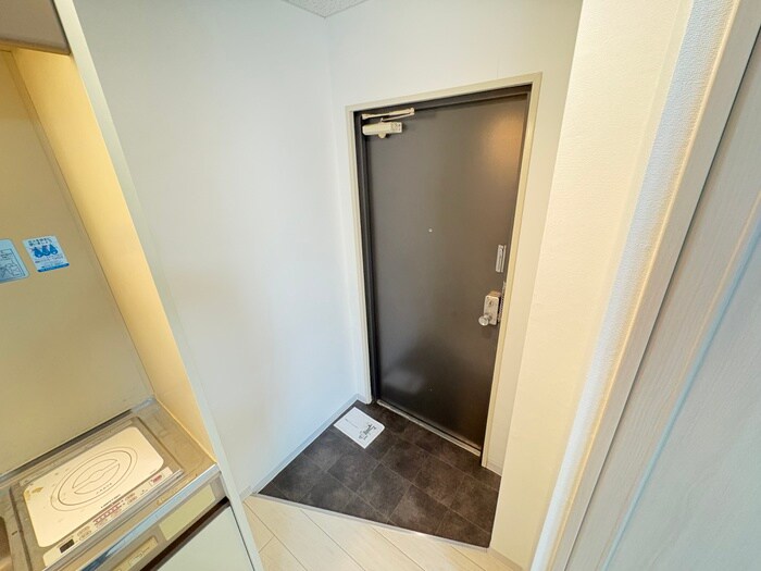 物件内観写真19　(玄関)