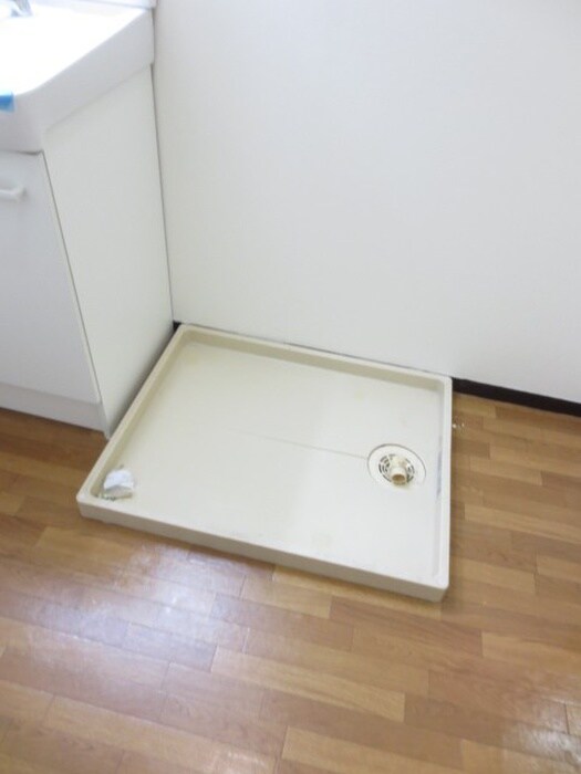 物件内観写真15　(洗濯機置場)