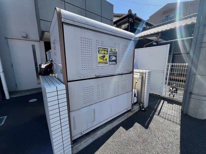 物件外観写真4　(建物設備)