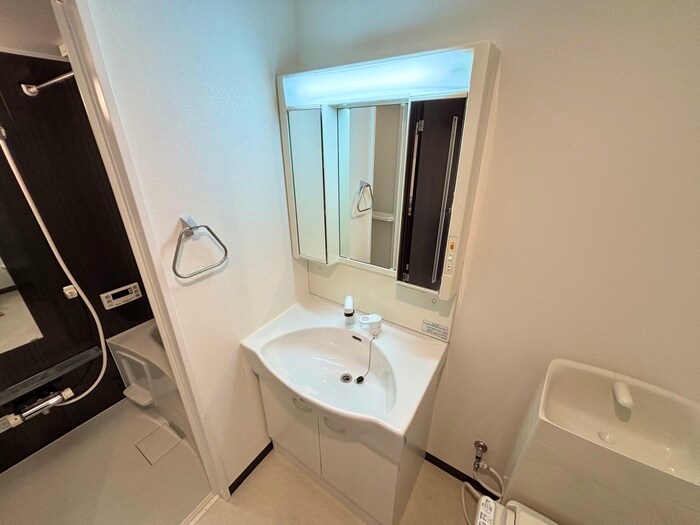 物件内観写真13　(洗面)