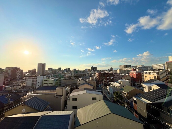 物件内観写真16　(室内からの展望)