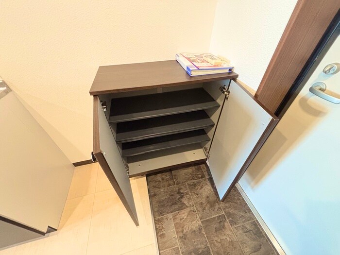 物件内観写真17　(靴箱)